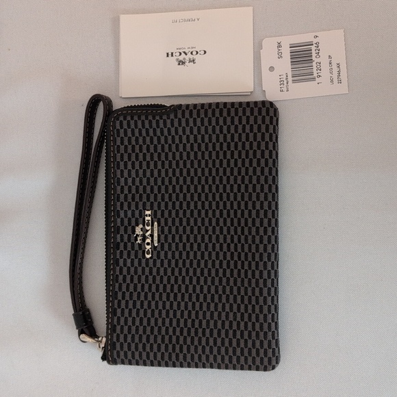 Coach Gray And Black Jacquard Wristlet NWT - Picture 5 of 5